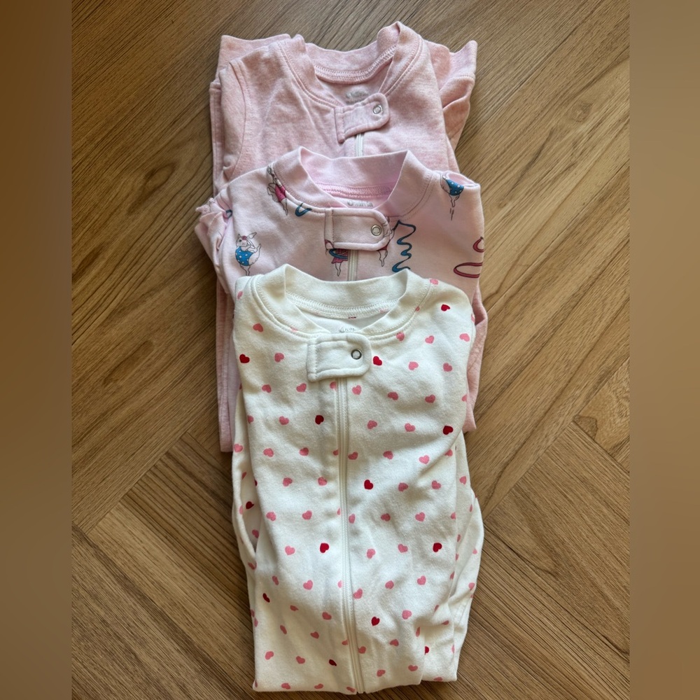 OWLIVIA Baby Girl Organic Cotton Long Sleeve Zip Pajamas- 3 pack Sz 18-24 months